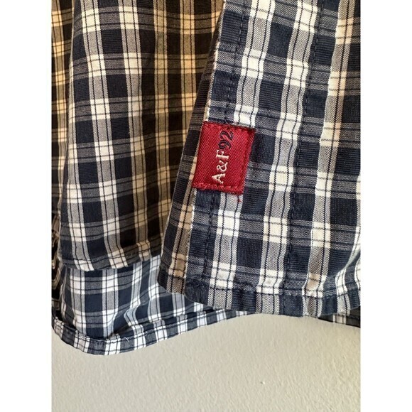 Abercrombie & Fitch Muscle Flannel Button Down Shirt Men's small - Picture 5 of 8